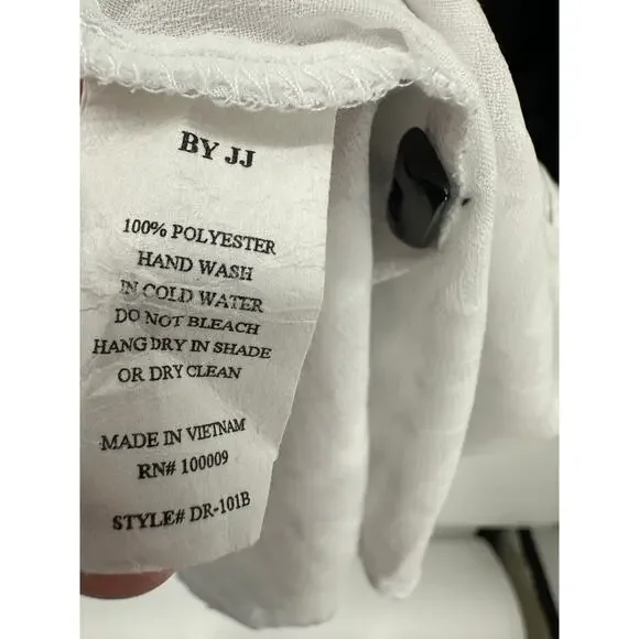 by JJ Black White Colorblock Button Down Blouse 3/4 Sleeve Textured Artsy Large - Picture 7 of 7